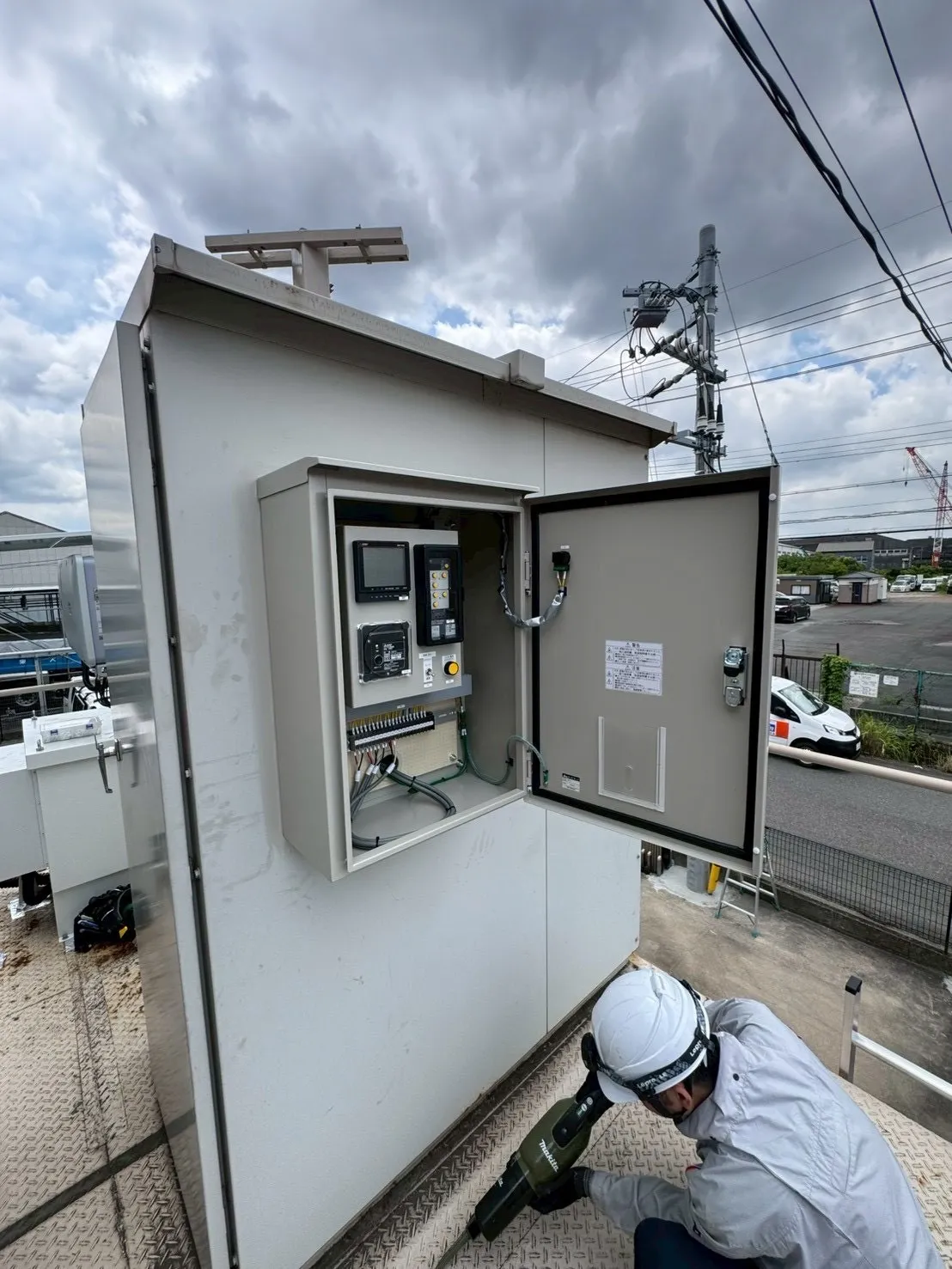 太陽光連系リレー盤工事